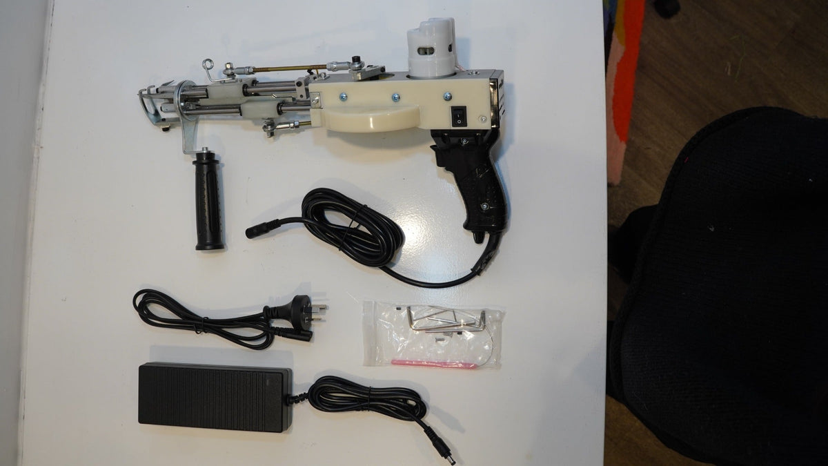 Long AK-V Pro tufting gun complete kit with power supply and accessories